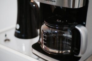 Drip coffee maker features